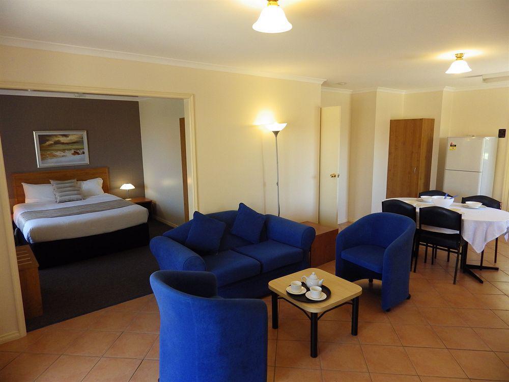 Comfort Inn & Suites King Avenue Sale Ngoại thất bức ảnh